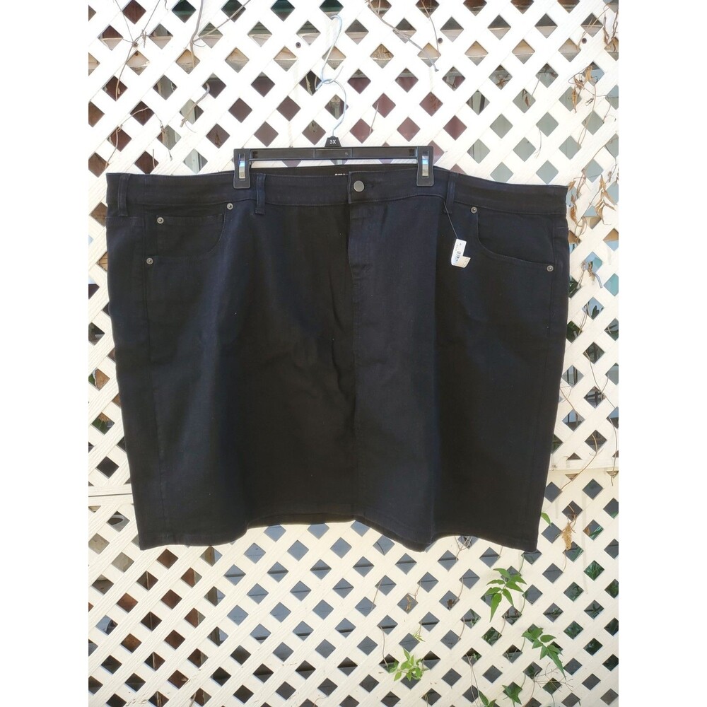AMAZON ESSENTIALS  PLUS SZ BLACK DENIM STRAIGHT SKIRT BACK SLIT SZ 34 PLUS